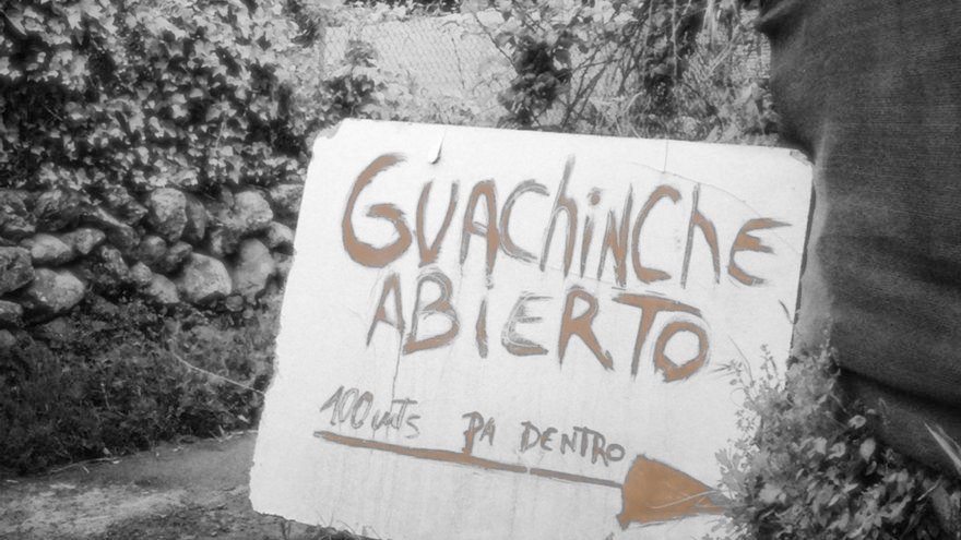 cartel de Guachinche abierto 
